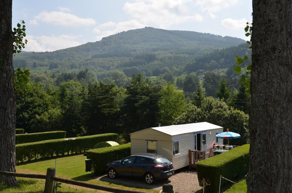 Vollore-Ville Camping " Le Grun De Chignore" חדר תמונה
